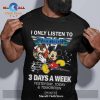 I Might Look Like I Am Listening To You But In My Head I’m Listening To Van Halen Classic-Unisex T-Shirt Hoodie Sweatshirt