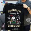 Happiness is listening to George Harrison Unisex Classic T-Shirt Hoodie Sweatshirt