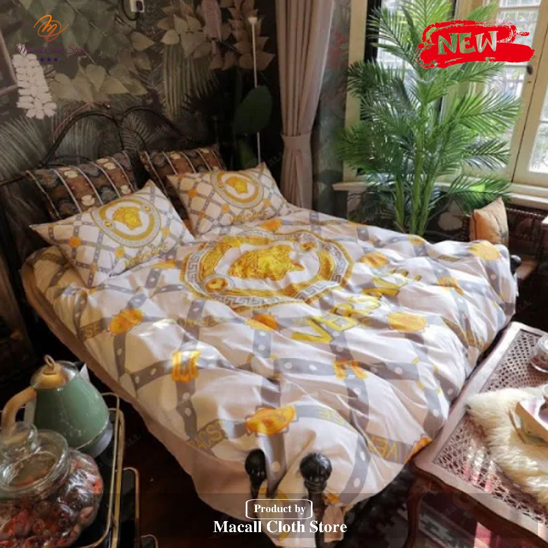 Versace Golden Logo And Belt Knitting Brand Bedding Set King Size Versace Golden Logo And Belt Knitting Brand Bedding Set King Size
